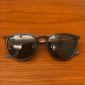 Polarized Ray-Ban Erika Classic